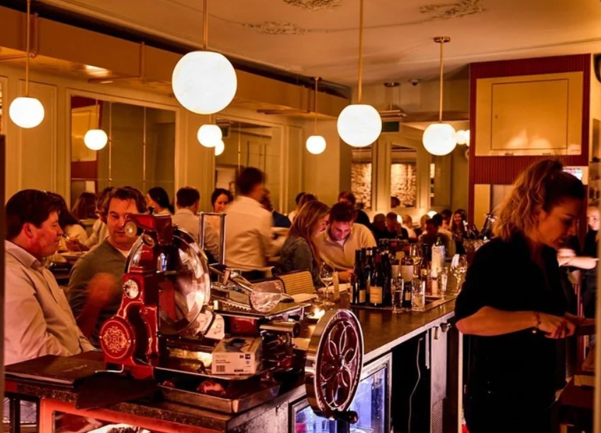 Bistro Neuf
